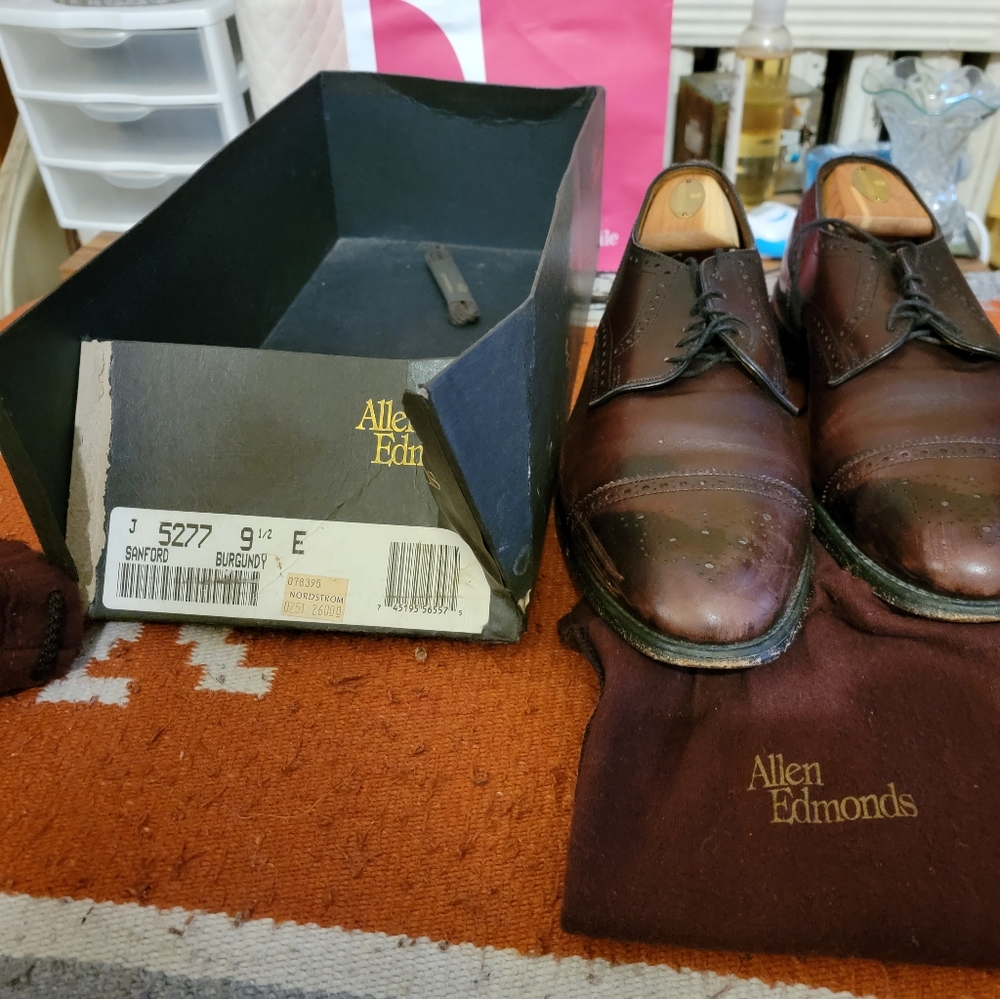 Men's shoes